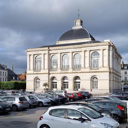 Bel Appart - Rez-De-Chaussee - Hyper Centre Saint-Omer  Esterno foto